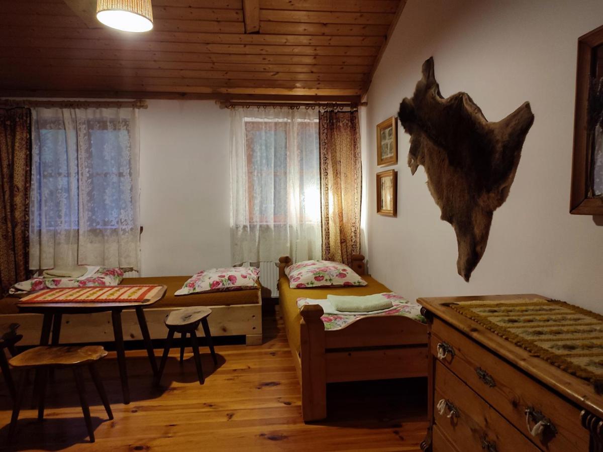 Hajstra Hotel Krempna Bagian luar foto