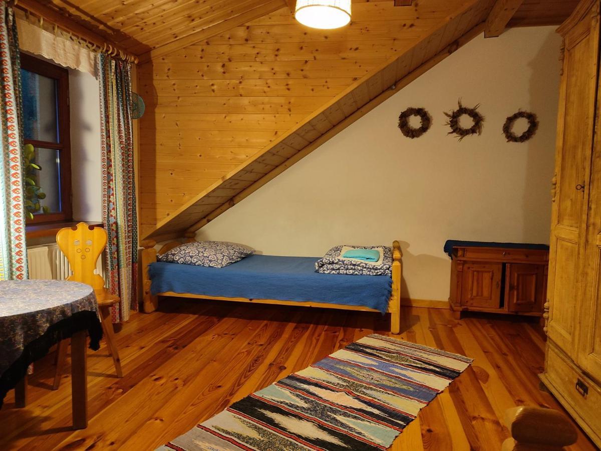 Hajstra Hotel Krempna Bagian luar foto